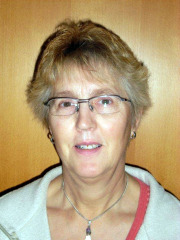 Margit Siig Mortensen, AMR, Social- og Sundhedsassistent, afsnit G1 psykiatrien. Medlem af MED-regionsfunktioner udvalget, MED-psykiatri, MED-sundhed, MED-hoved